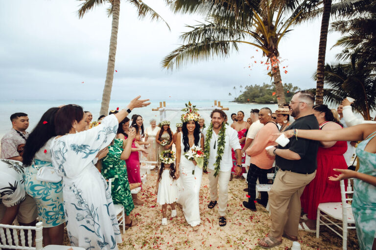 wedding photos Cook Islands 
